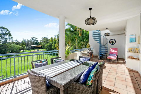 Noosa Riviera Resort - Kawana Tourism 8