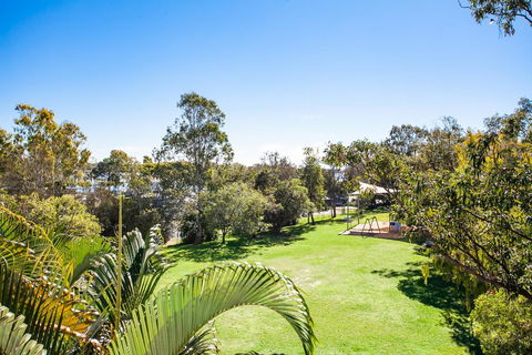 Noosa Riviera Resort - Kawana Tourism 11
