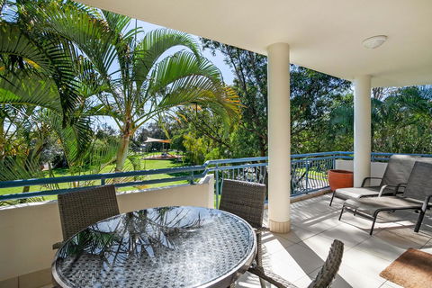 Noosa Riviera Resort - Kawana Tourism 15
