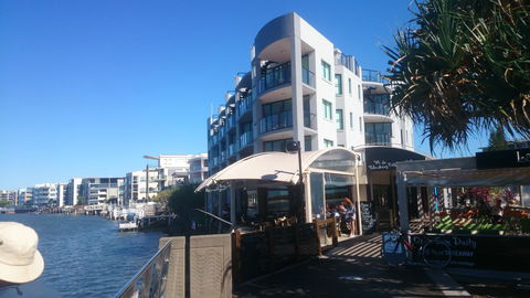 La Promenade - Kawana Tourism 0
