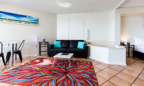 La Promenade - Kawana Tourism 19