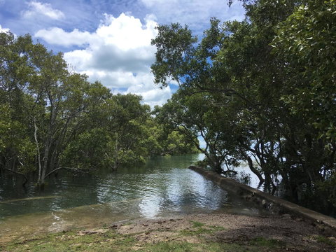 Absolute Waterfront - Kawana Tourism 17