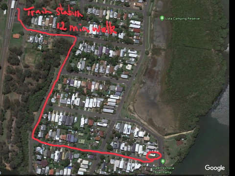 Absolute Waterfront - Kawana Tourism 24