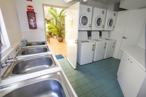 Port Douglas Apartments - Adults Only Oasis - Kawana Tourism 35