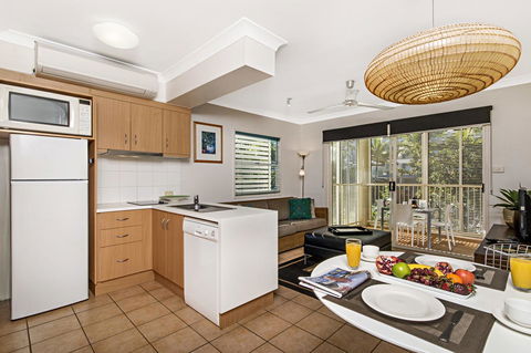 Port Douglas Apartments - Adults Only Oasis - Kawana Tourism 15