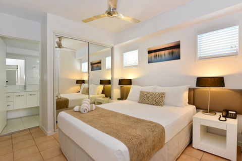 Port Douglas Apartments - Adults Only Oasis - Kawana Tourism 29