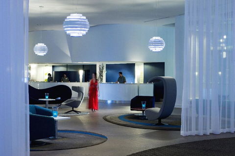 Hilton Cairns - Kawana Tourism 14