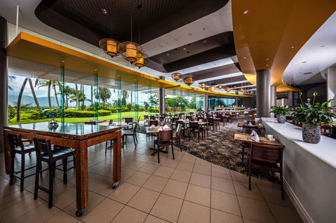 Hilton Cairns - Kawana Tourism 26