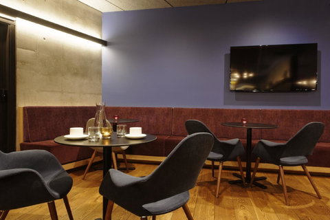 Alpha Mosaic Hotel Fortitude Valley Brisbane - Kawana Tourism 21