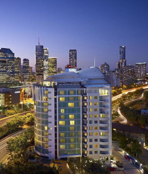 The Point Brisbane Hotel - Kawana Tourism 0