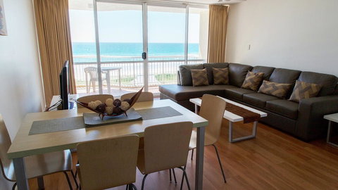 Crystal Beachfront Apartments - Kawana Tourism 42