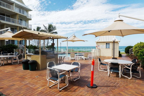 Crystal Beachfront Apartments - Kawana Tourism 2