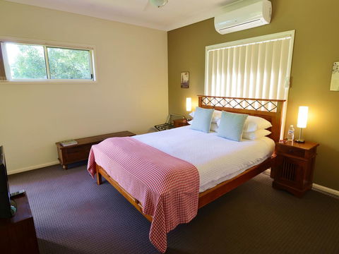 Apple Tree Cottage Montville - Kawana Tourism 7