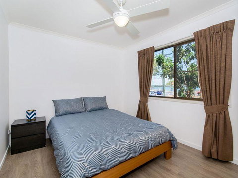 Island Homestay - Kawana Tourism 14