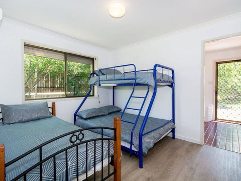 Island Homestay - Kawana Tourism 20