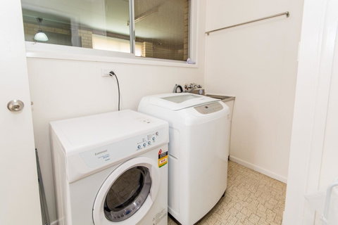 Lowset Sweetie, Central To Everything - Partridge St, Bongaree - Kawana Tourism 10