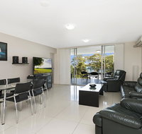 Keith's Sister - Kawana Tourism
