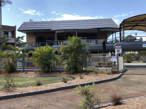 Bribie Waterways Motel - Kawana Tourism 15