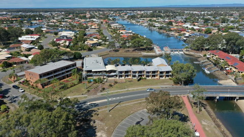 Bribie Waterways Motel - Kawana Tourism 33