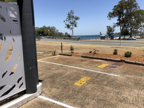 Bribie Waterways Motel - Kawana Tourism 5