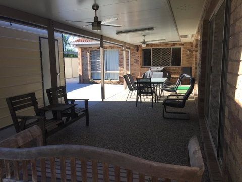 The Woorim Beach House - Kawana Tourism 0
