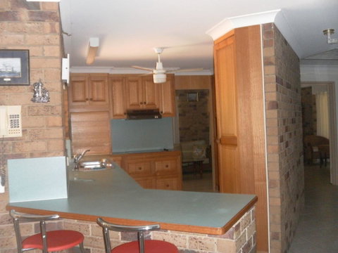 The Woorim Beach House - Kawana Tourism 5