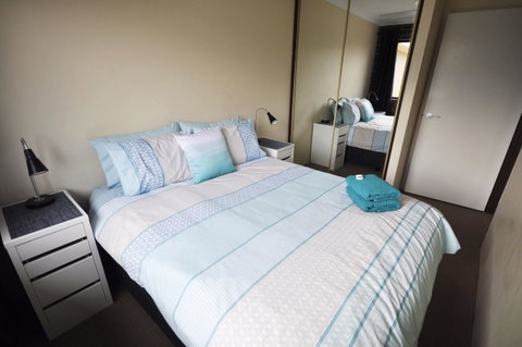 Sands Court On Boyd - Kawana Tourism 9