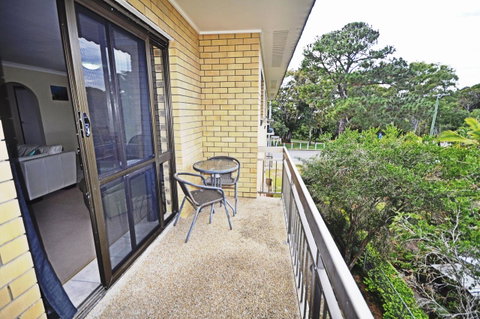 Sands Court On Boyd - Kawana Tourism 6