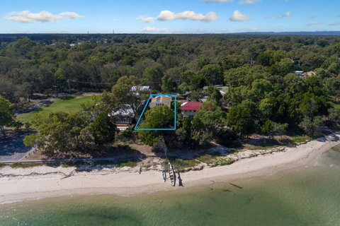 Bribie Beach House - Kawana Tourism 15