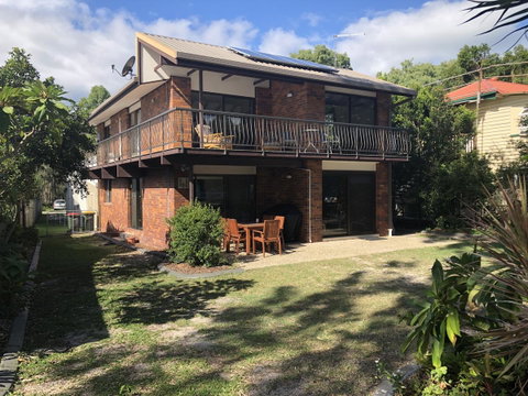 Bribie Beach House - Kawana Tourism 5