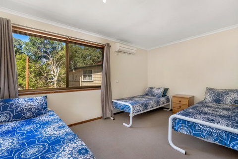 Bribie Beach House - Kawana Tourism 12