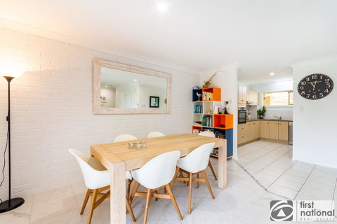 Immaculate Spacious Second Floor Unit Overlooking Pristine Parklands - Kawana Tourism 6