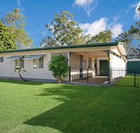 Lowset pet friendly cottage - Sunset Ave Bongaree - Kawana Tourism