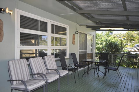 Beachside Beauty - Kawana Tourism 16