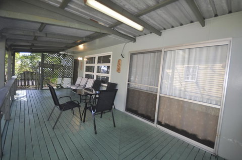 Beachside Beauty - Kawana Tourism 15