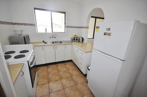 Bayviews At Bongaree - Kawana Tourism 4