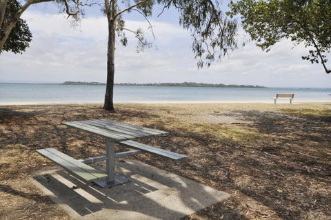 Bayviews At Bongaree - Kawana Tourism 24