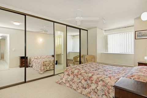 Everything You Need Including A Pool! Karoonda Sands Apartments - Kawana Tourism 13