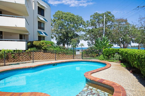 Everything You Need Including A Pool! Karoonda Sands Apartments - Kawana Tourism 6