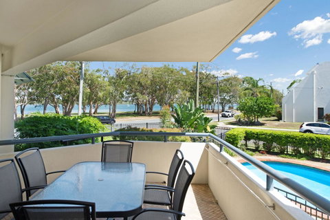 Everything You Need Including A Pool! Karoonda Sands Apartments - Kawana Tourism 0