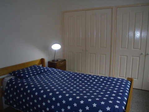 Ground Floor, Family Unit On The Canal With Free WIFI! - Kawana Tourism 14