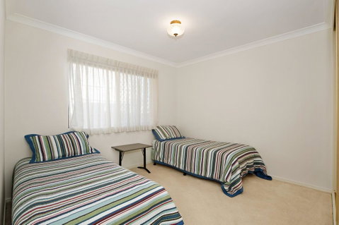Walk To Surf Beach - Ground Floor Apartment - Bribie Horizons Boyd St, Woorim - Kawana Tourism 18