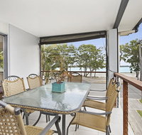 Fishing and Swimming at your doorstep - Sylvan Beach Esp Bellara - Kawana Tourism
