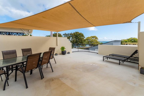 Waterfront Views From Private Rooftop Balcony - Bayview South Esp, Bongaree - Kawana Tourism 2
