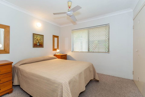 Great Views, Ground Floor Unit Clearview Apartments South Esplande, Bongaree - Kawana Tourism 7