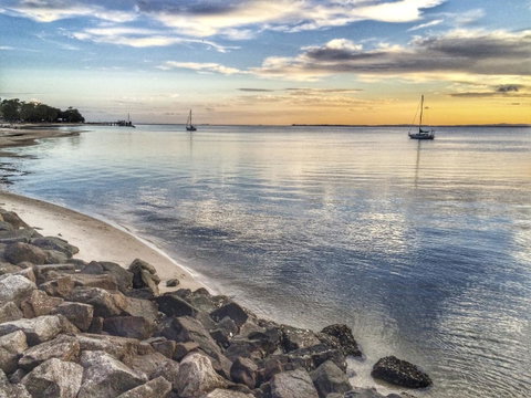 Great Views, Ground Floor Unit Clearview Apartments South Esplande, Bongaree - Kawana Tourism 5