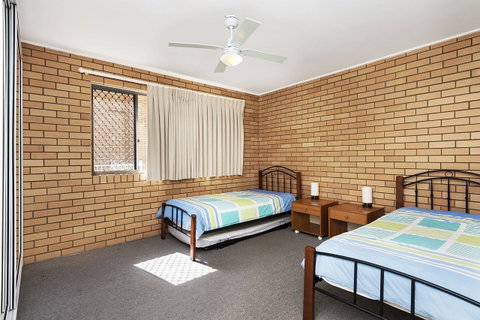 Ground Floor Air Conditioned, Fabulous Waterviews Overlooking Pumicestone Passage - Kawana Tourism 1