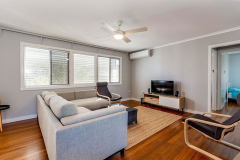 Fabulous Family Destination In Paradise Parade, Bongaree - Kawana Tourism 1