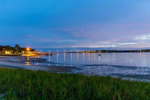 Spectacular Unit Overlooking Pumicestone Passage - Welsby Pde, Bongaree - Kawana Tourism 17
