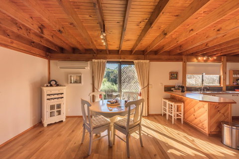 Parnella Adventure Bay, Bruny Island - Kawana Tourism 5